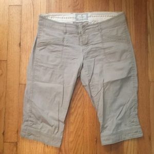 American Eagle Capris
